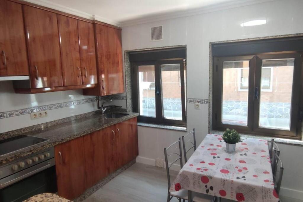 לנגראו Apartamento A 19Min De Gijon Y 15 De Oviedo מראה חיצוני תמונה